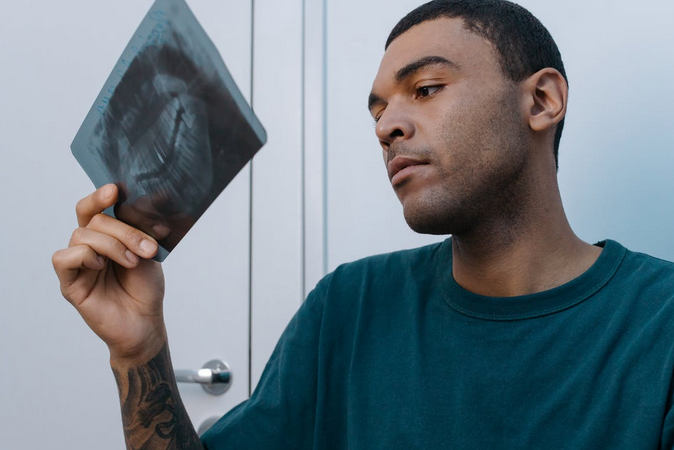 Signs You Need to Visit a Dentist